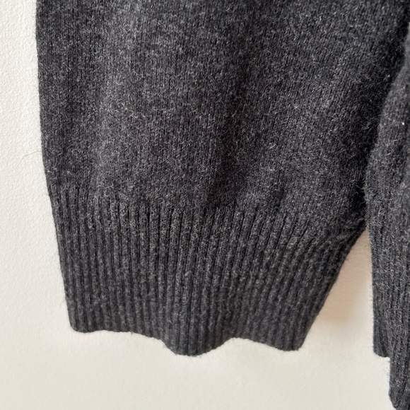 Hawker Rye Cotton & Cashmere Charcoal Gray Crewneck Sweater - Picture 14 of 16